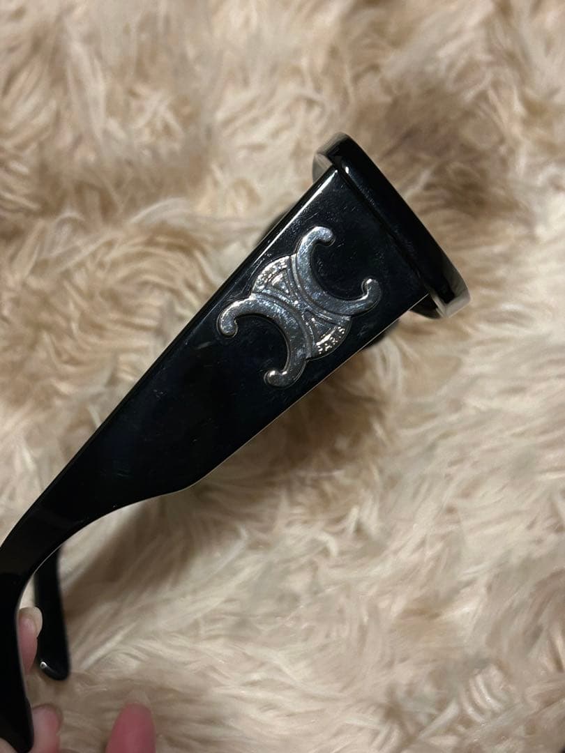CELINE セリーヌ サングラス CL40282U モデル BLACK