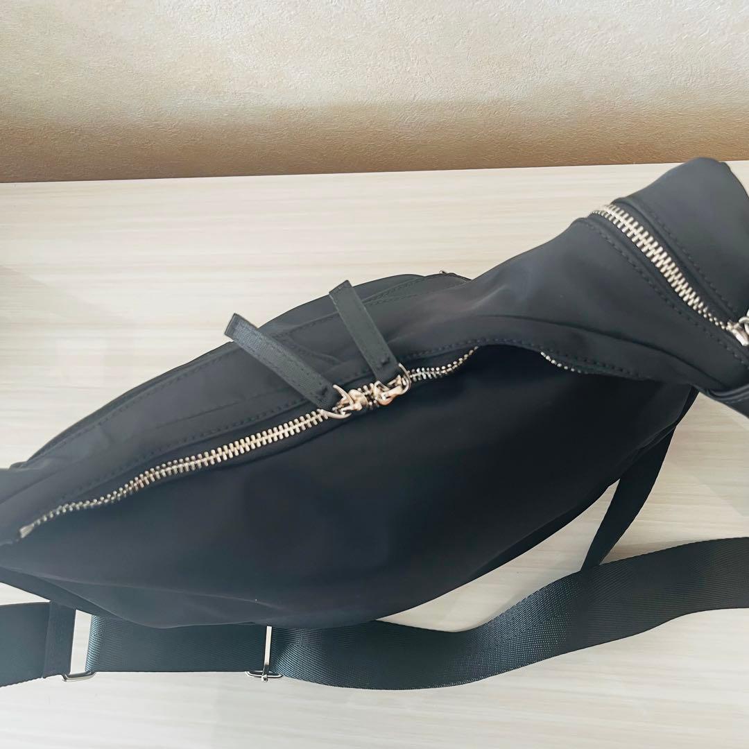 PECHINCHAR ヤマダヤ　ボディバッグ　ショルダーバッグ　ブラック　黒