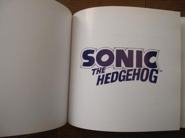 THE HISTORY OF SONIC THE HEDGEHOG　ハードカバー