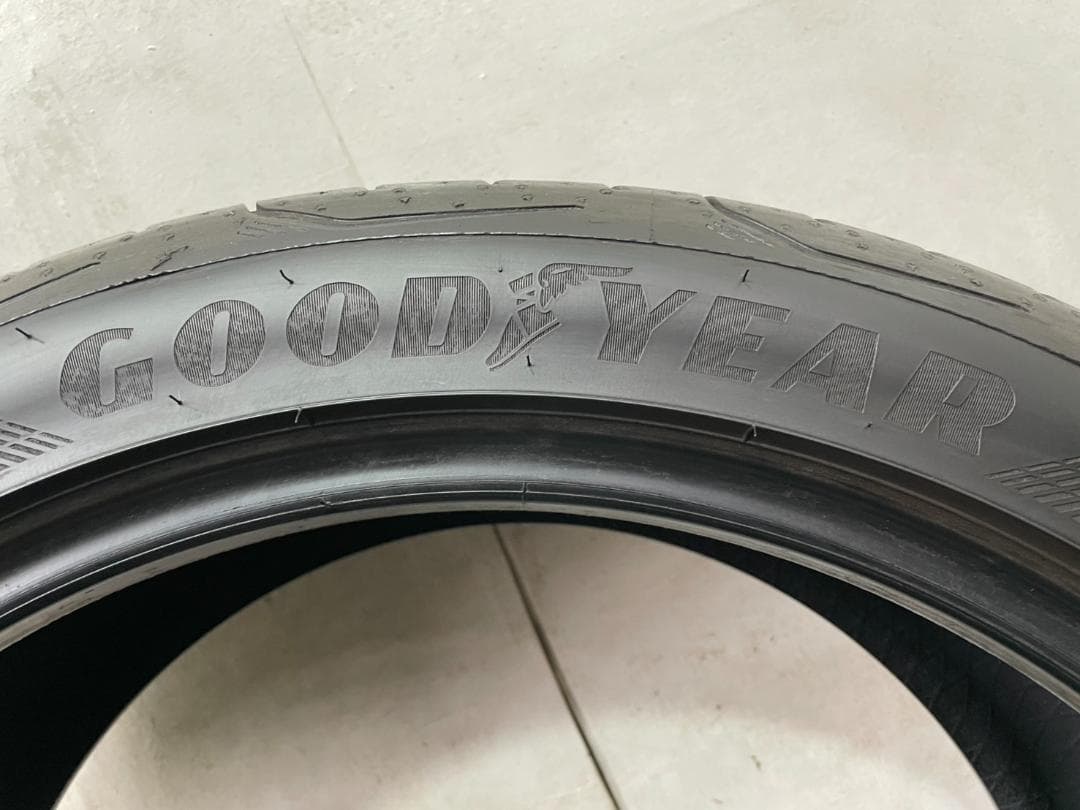 【送料無料】21年製 255/40R20 グッドイヤー 4本 訳あり特価