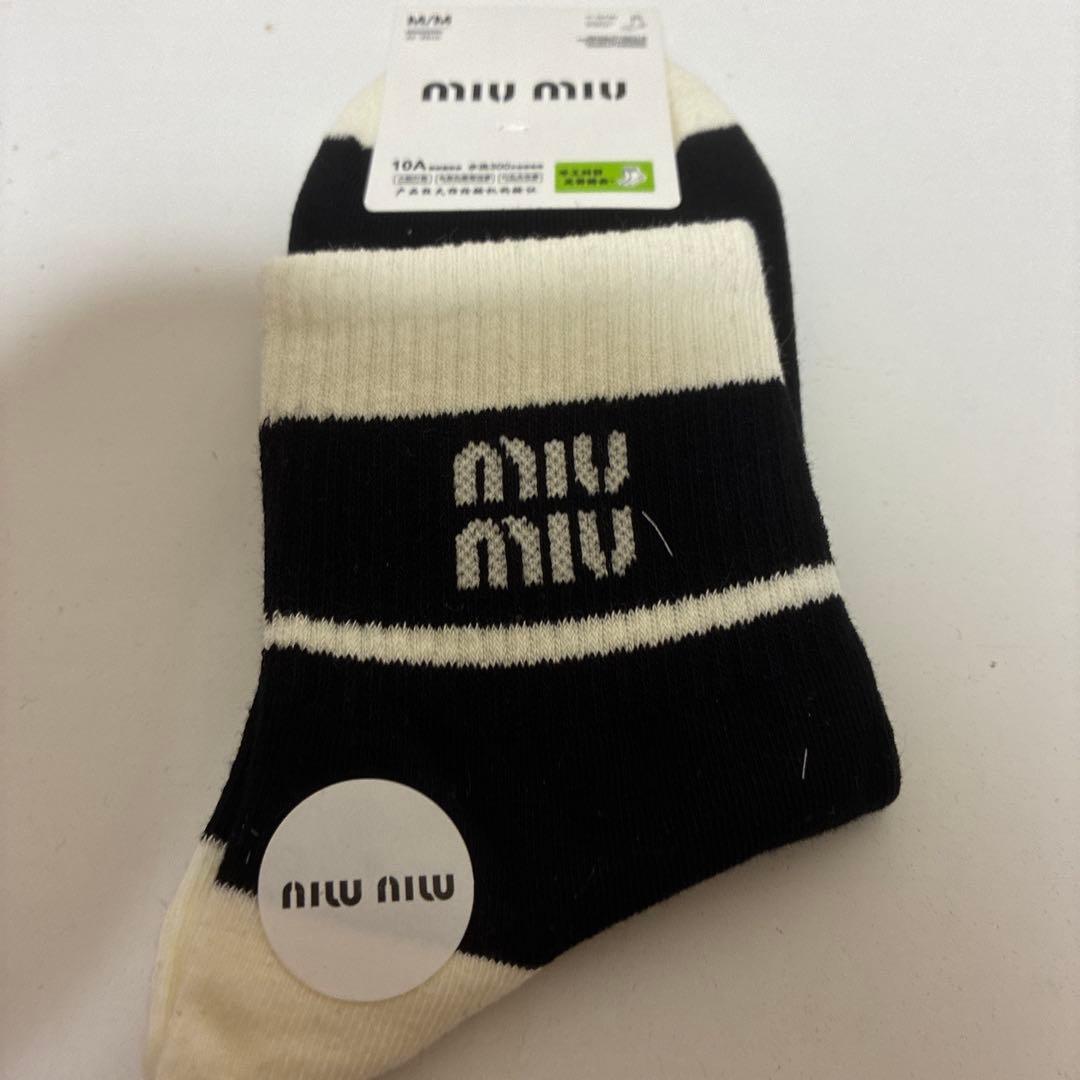 miu miu ストライプソックスセット