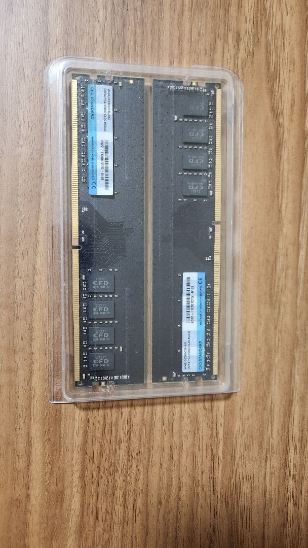 CFD standard DDR4-3200 8GB x2　使用時間10時間未満