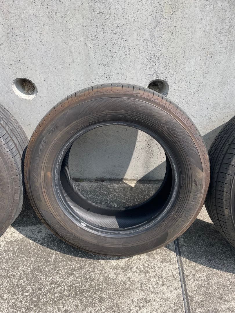 夏タイヤYOKOHAMA ADVAN dB V552 215/60R16 8部山