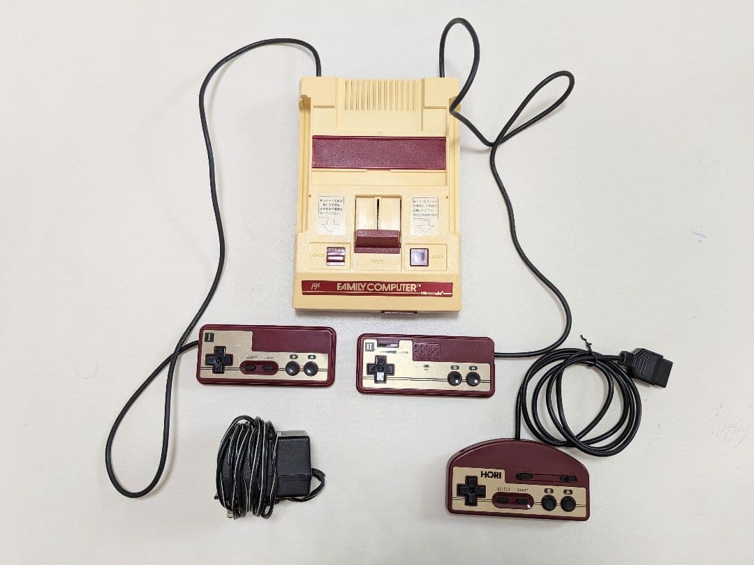 ファミリーコンピュータ FAMILYCOMPUTER 変換器