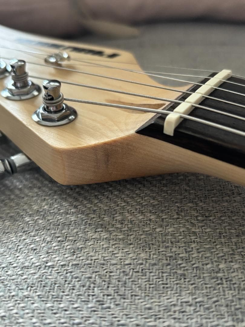 PLAYTECH JM250 Sunburst エレキギター