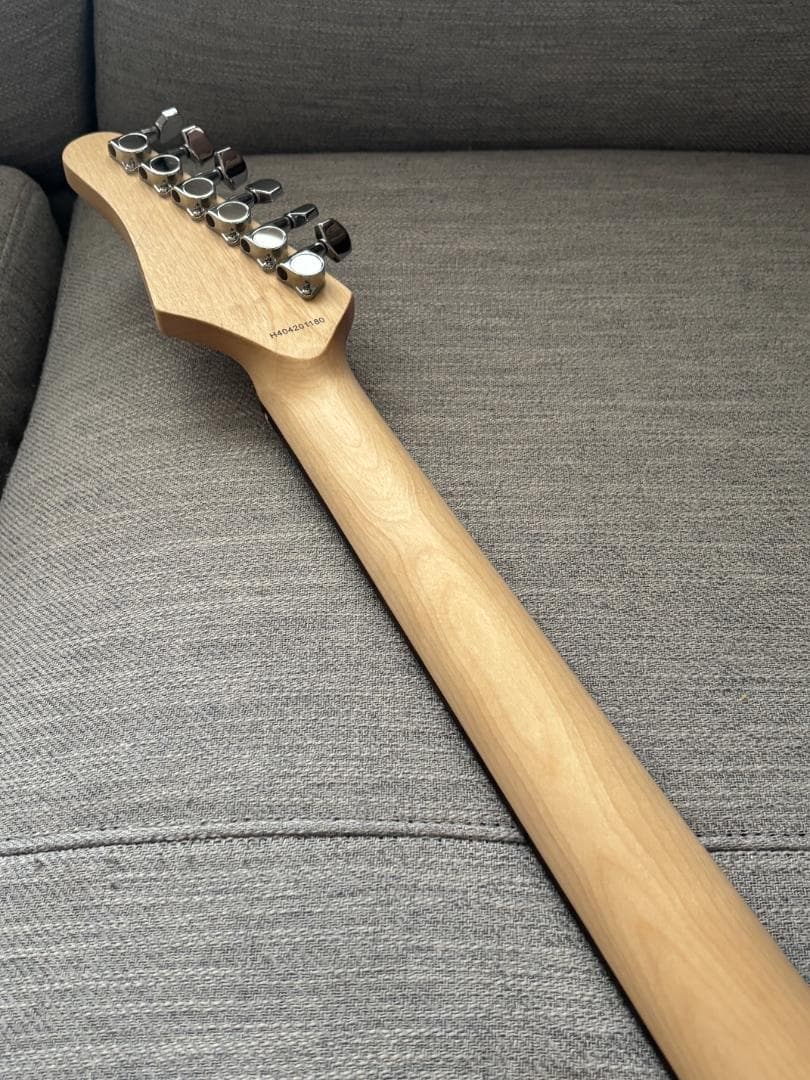 PLAYTECH JM250 Sunburst エレキギター
