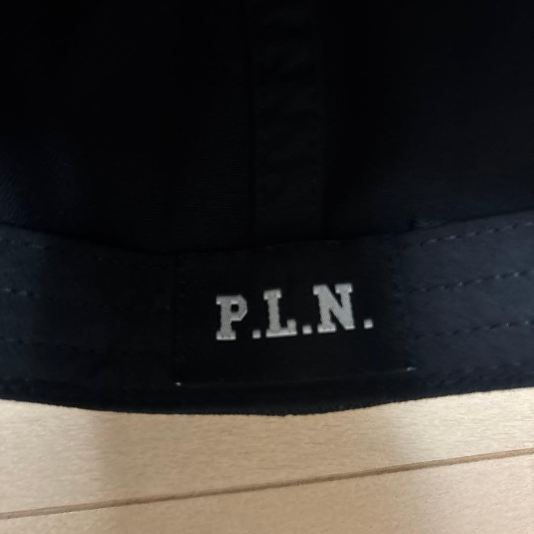 P.L.N. オイルスキンキャップ