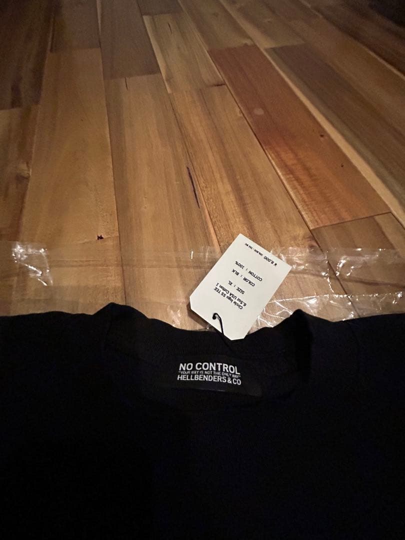 HELLBENDERS & CO. ブラック Tシャツ