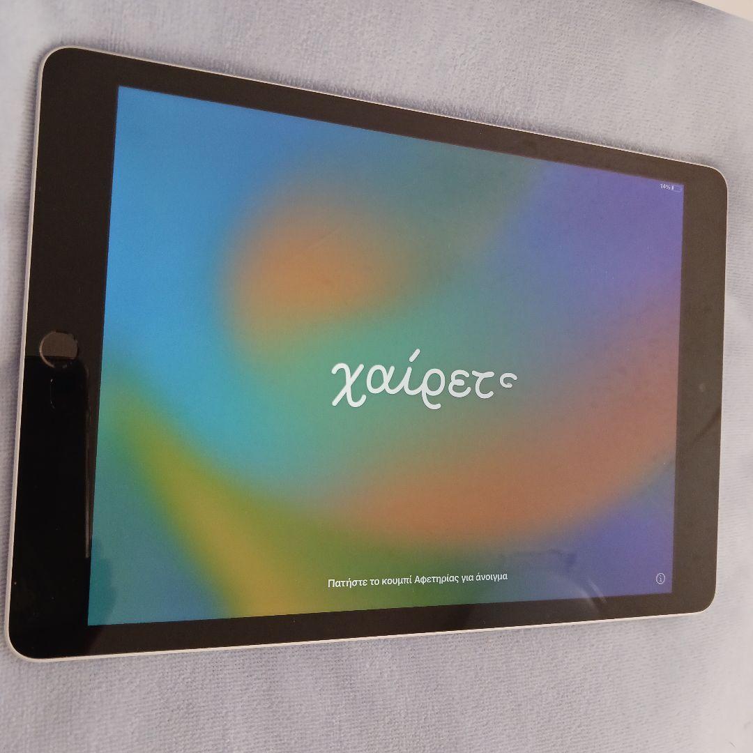 iPad　第9世代　Wi-Fi　64GB　中古
