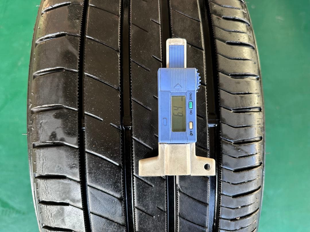 ダンロップ　225/40R18LEMANS-V 2本セット
