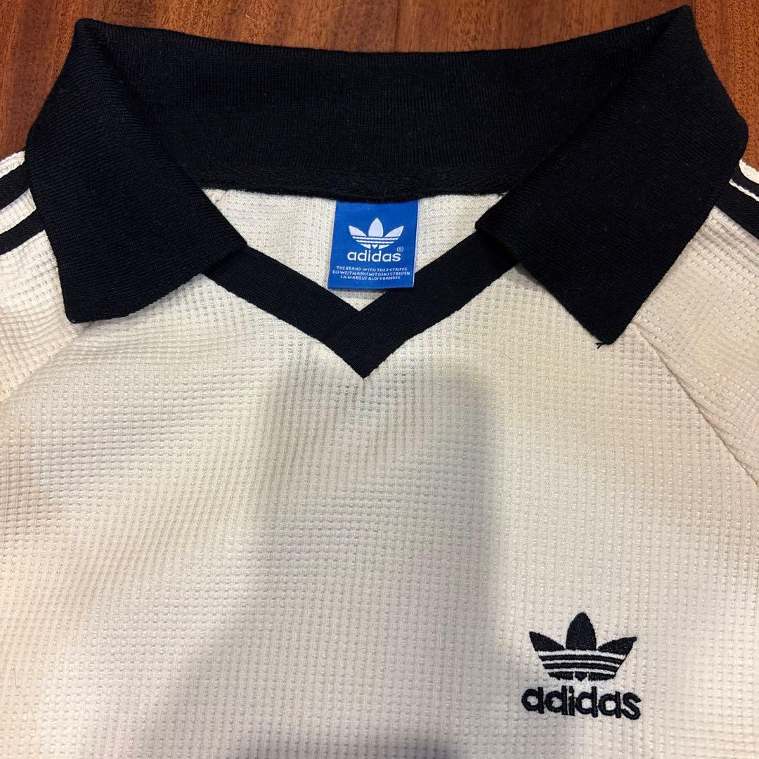 美品adidas originalsプルオーバー