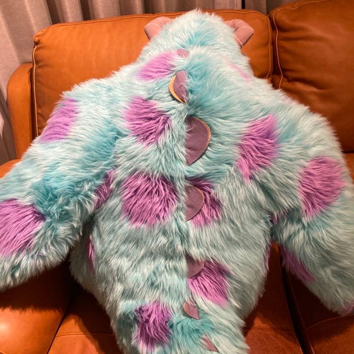 モンスターズインク　ぬいぐるみ　サリー　特大サイズ