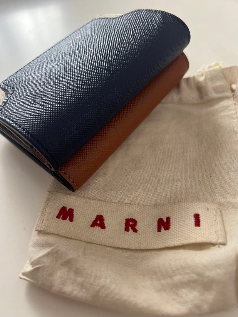 marni 3つ折り財布