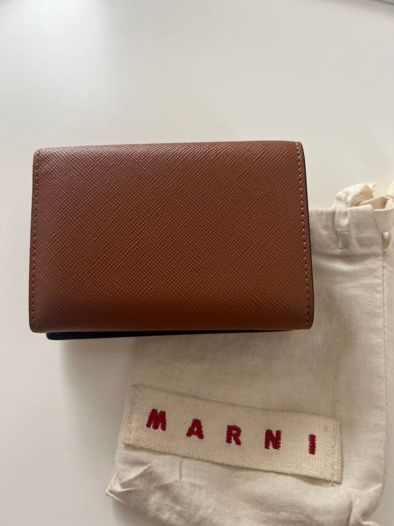 marni 3つ折り財布