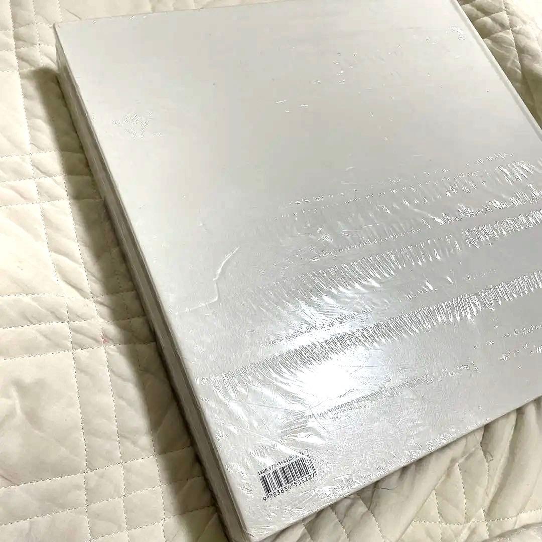 洋書 issey miyake TASCHEN