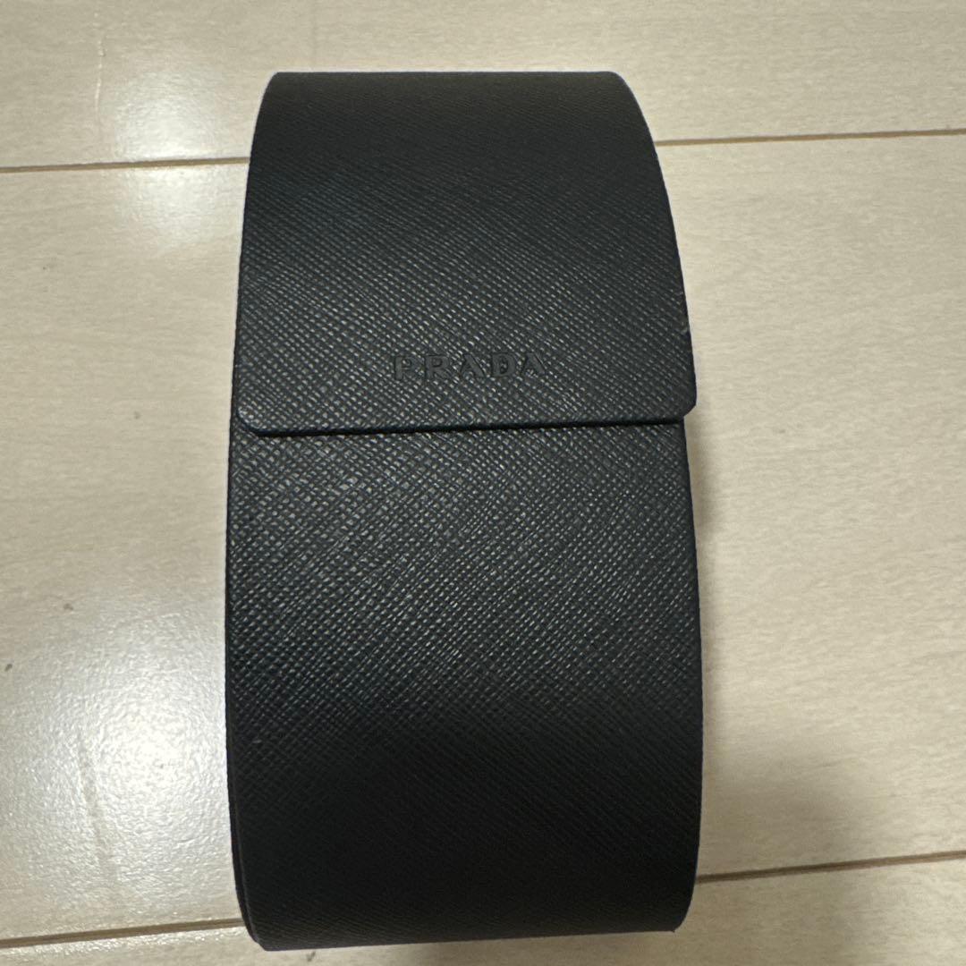 PRADA ブラック サングラス ラウンド型