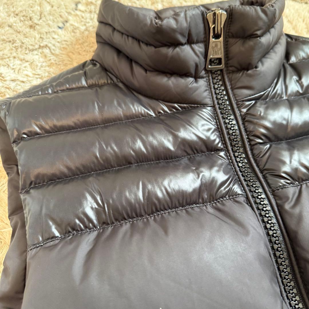 MONCLER モンクレール　ダウンベスト　ベスト