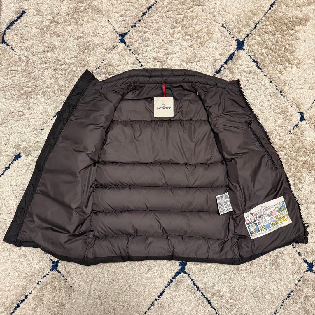 MONCLER モンクレール　ダウンベスト　ベスト