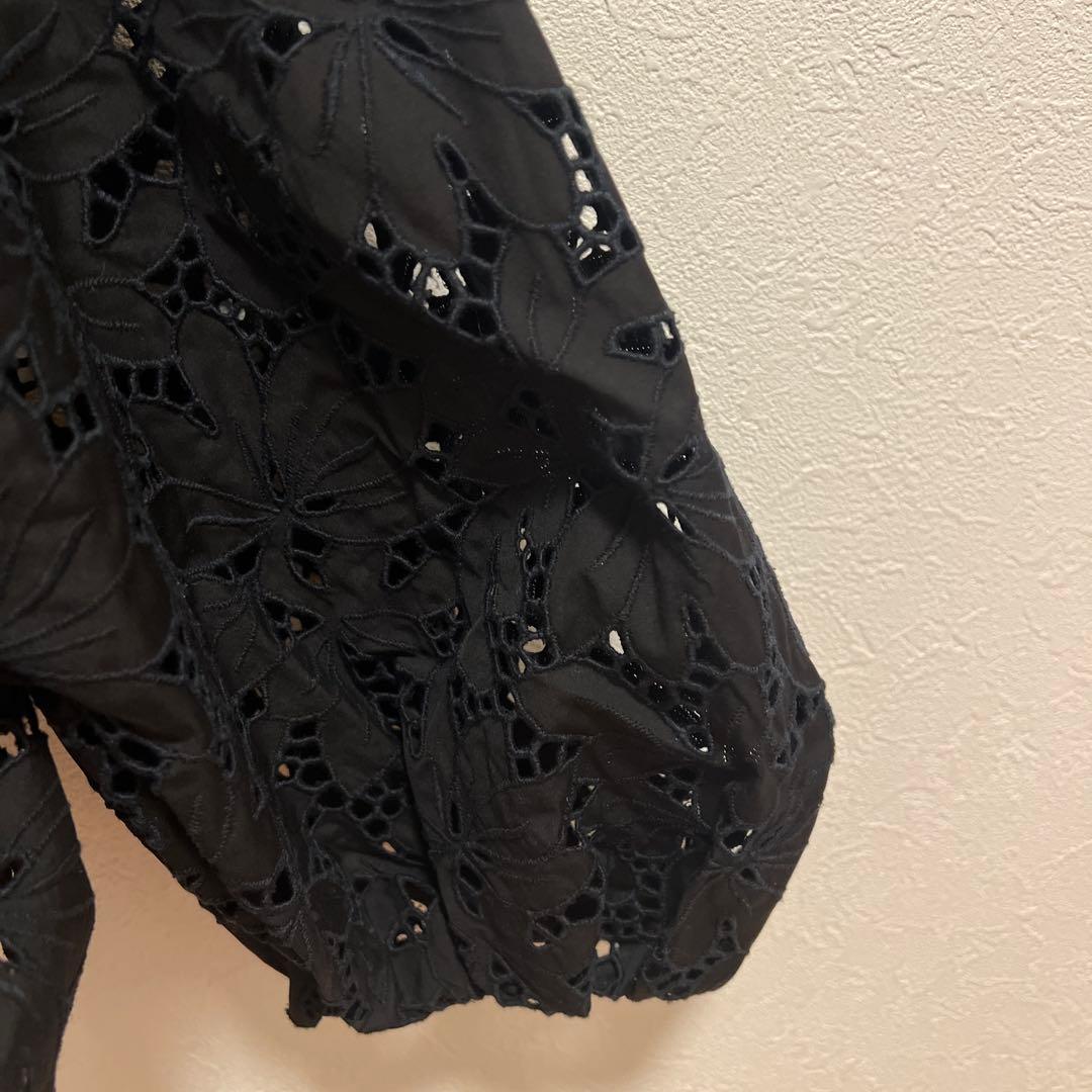 TICCA ブラック レース トップス 半袖