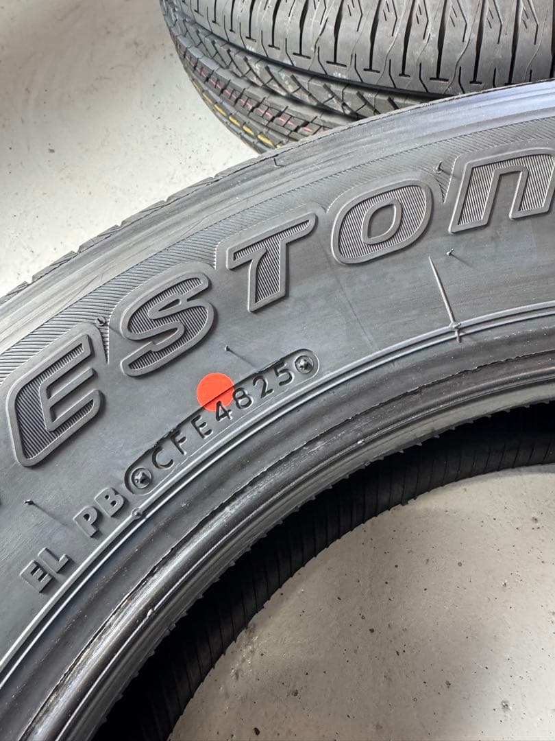 ジムニー　新車時外しタイヤ　175/80R16