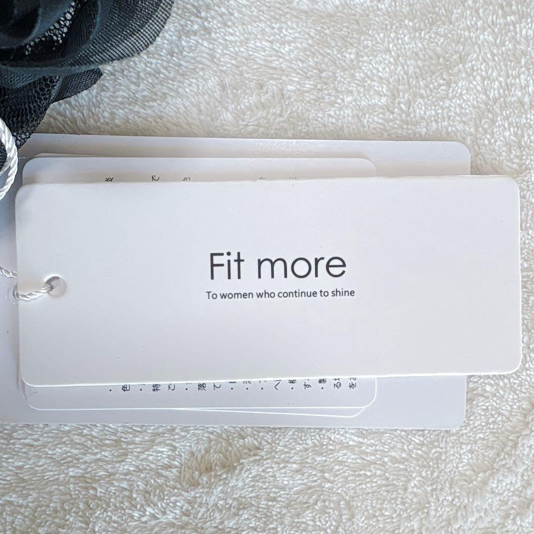 【新品未使用タグ付✨】 Fitmore ローズモチーフキャミソール　ブラック　華