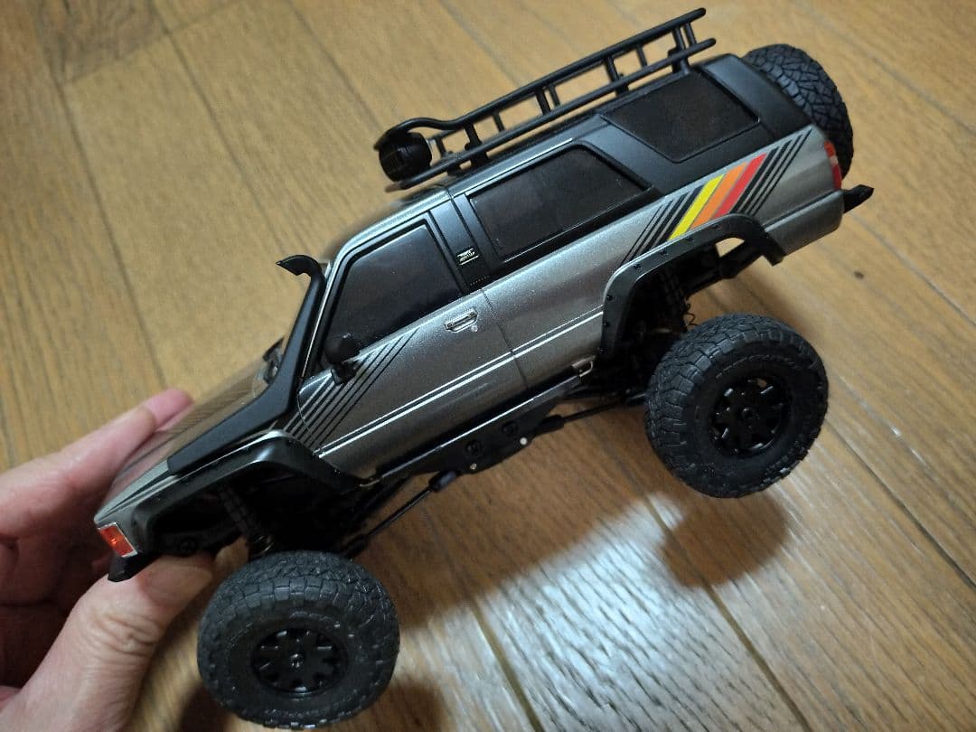 トヨタ4ランナー（ハイラックスサーフ）アクセサリーパーツ付き