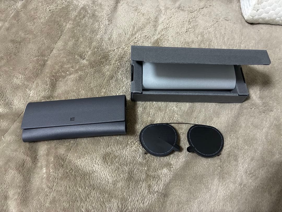 Even G2 Aグレー サングラスクリップ