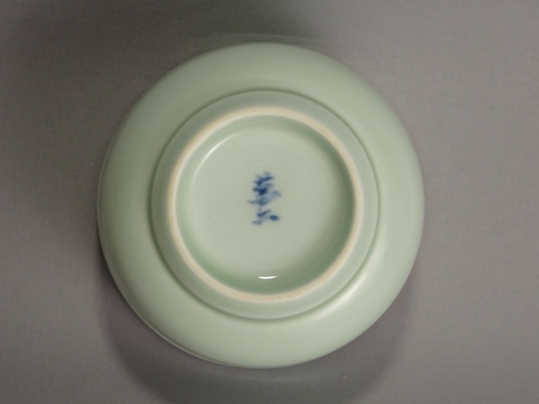 人間国宝　井上萬二　青白磁　線文　小鉢　共箱　向付　食器　有田焼　小丼