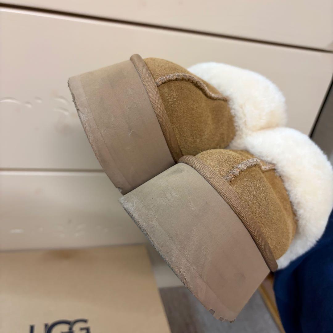 靴 UGG FUNKETTE 23cm