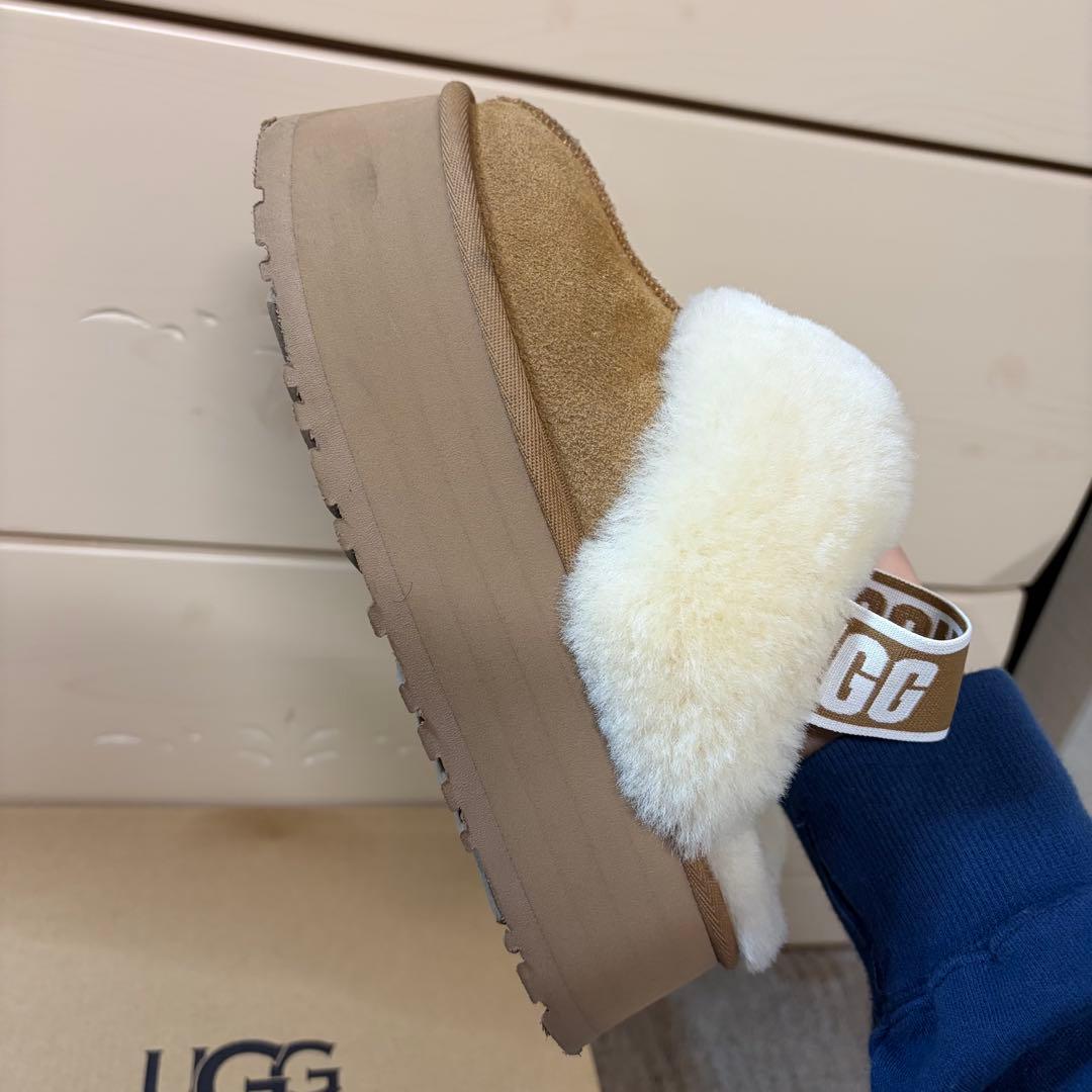 靴 UGG FUNKETTE 23cm