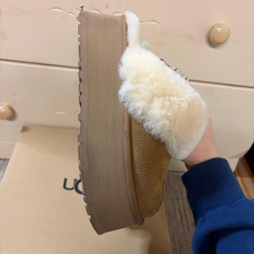 靴 UGG FUNKETTE 23cm