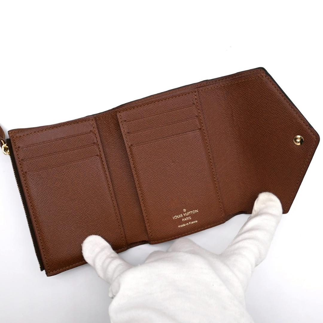 ルイヴィトン 折財布 モノグラム ポルトフォイユ ヴィクトリーヌ 茶 2491
