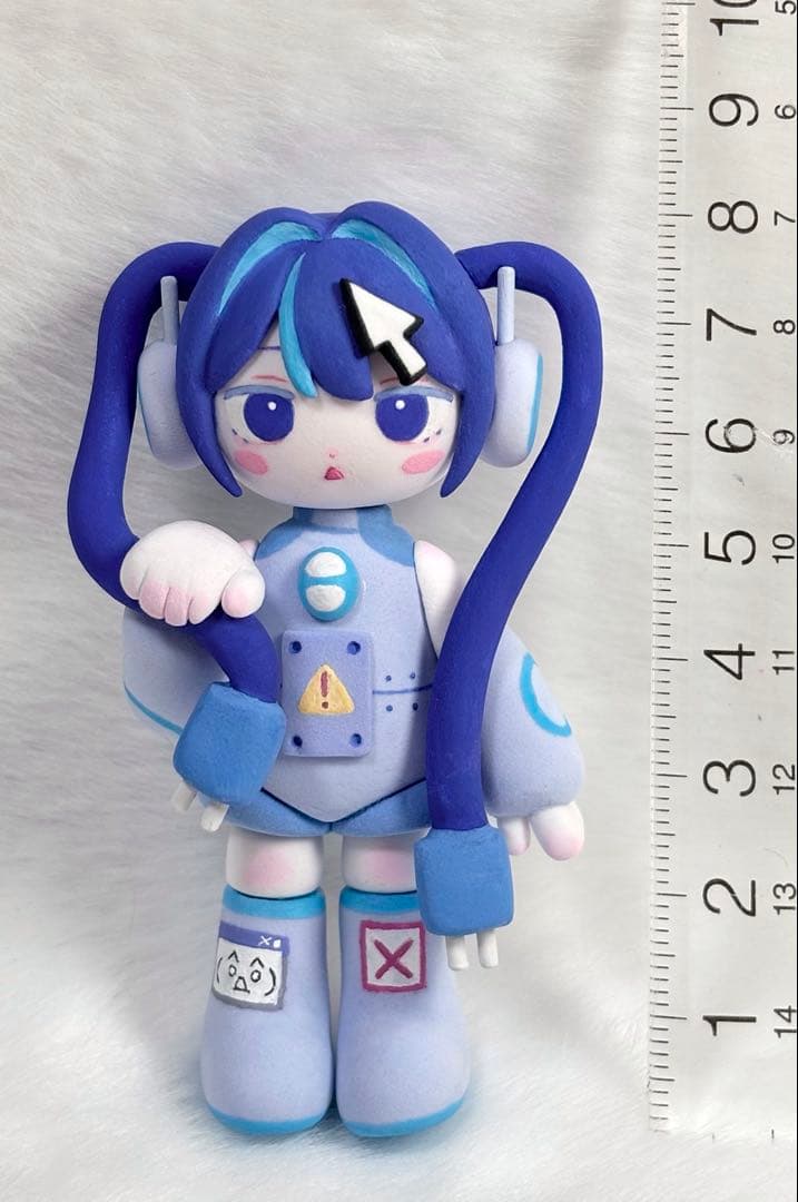 粘土フィギュア　ハンドメイド　サイバーコア