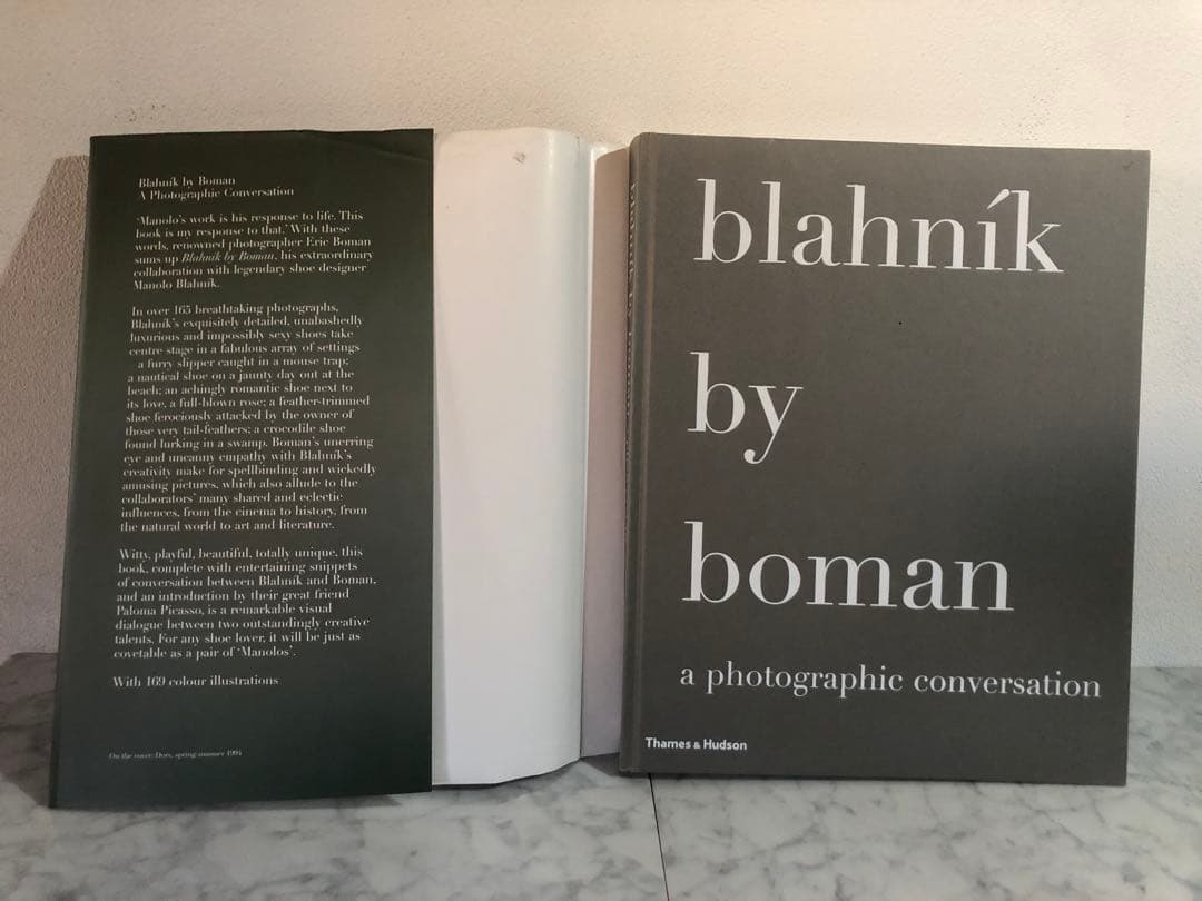 マノロブラニク本 blahnik by boman