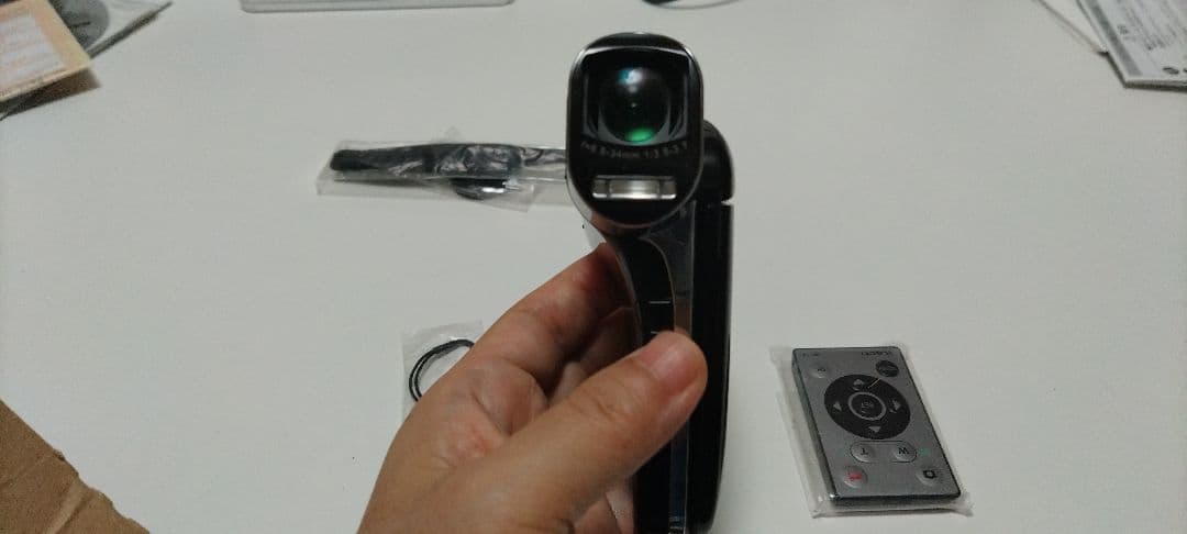SANYO Xacti　DMX-CG110　箱、付属品つき　ほぼ未使用