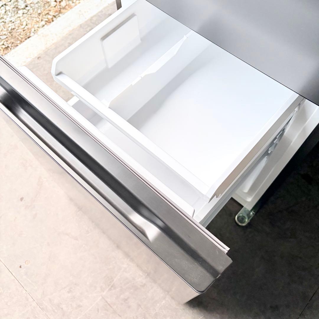運搬取付無料！グレー純正AQUAフラットデザイン2ドアおしゃれ冷蔵庫！完動超美品