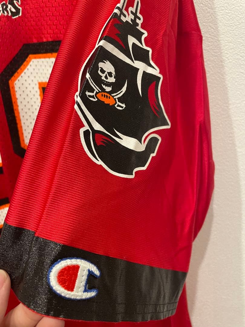 タンパベイ・バッカニアーズ フットボールシャツ チャンピオン