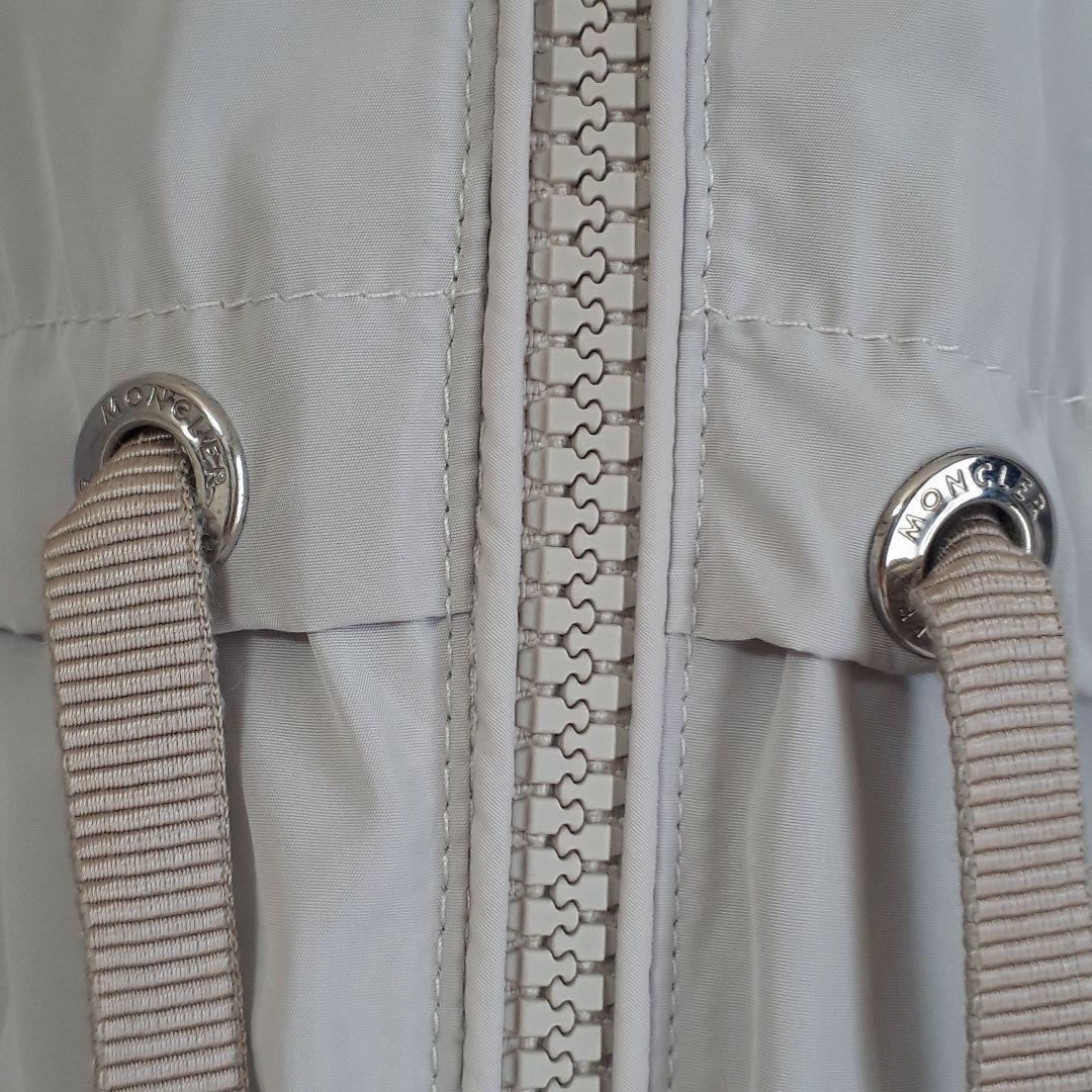 ピーク国内正規品　MONCLER　TOPAZベージュ 1サイズ