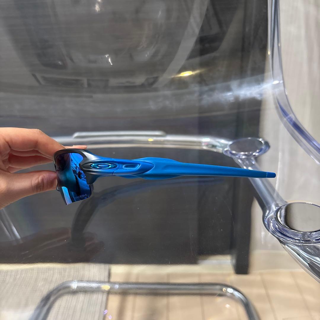 Oakley スポーツ用サングラス ブラック/ブルー