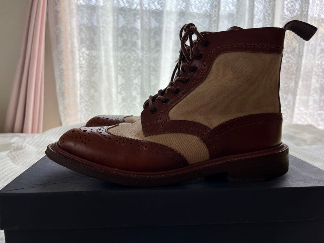 Tricker's トリッカーズ　ショートブーツ