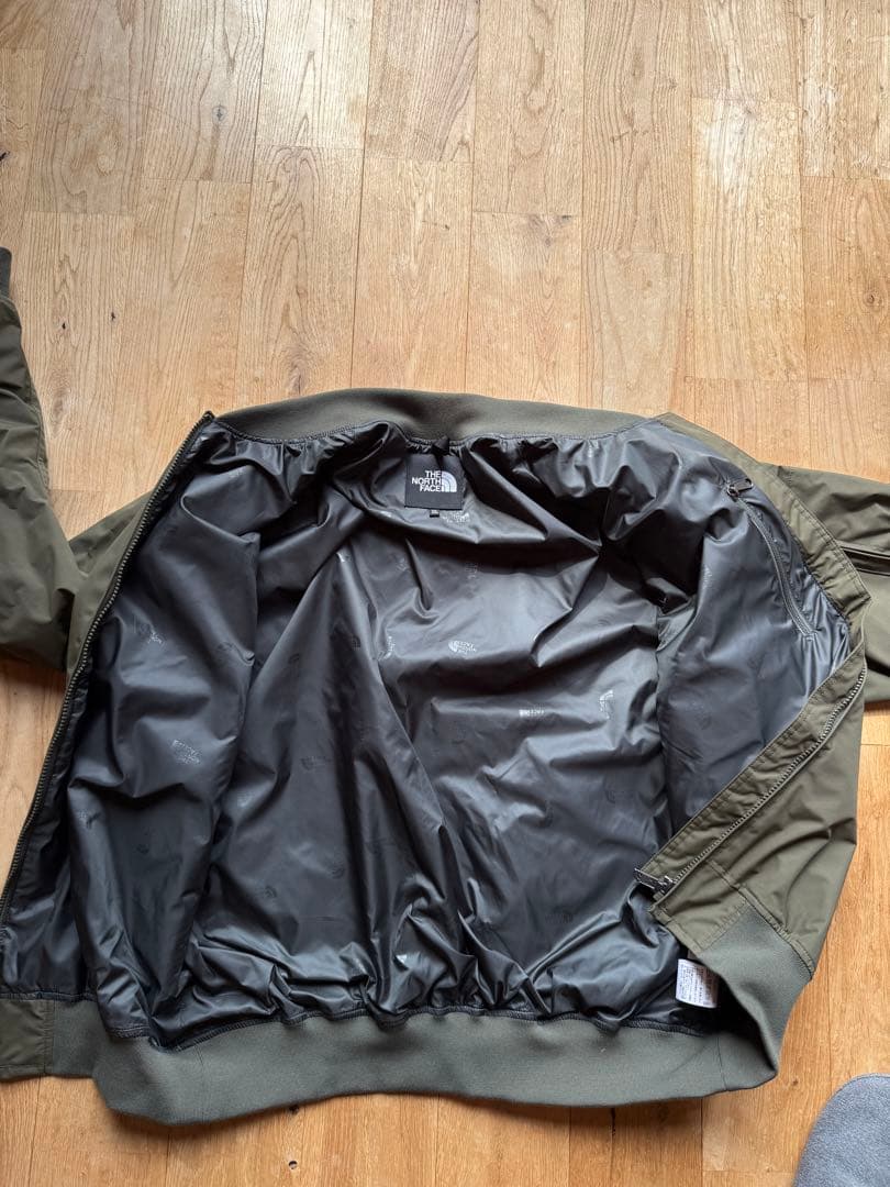 ジャケット・アウター The North Face WP Bomber Jacket XL NT