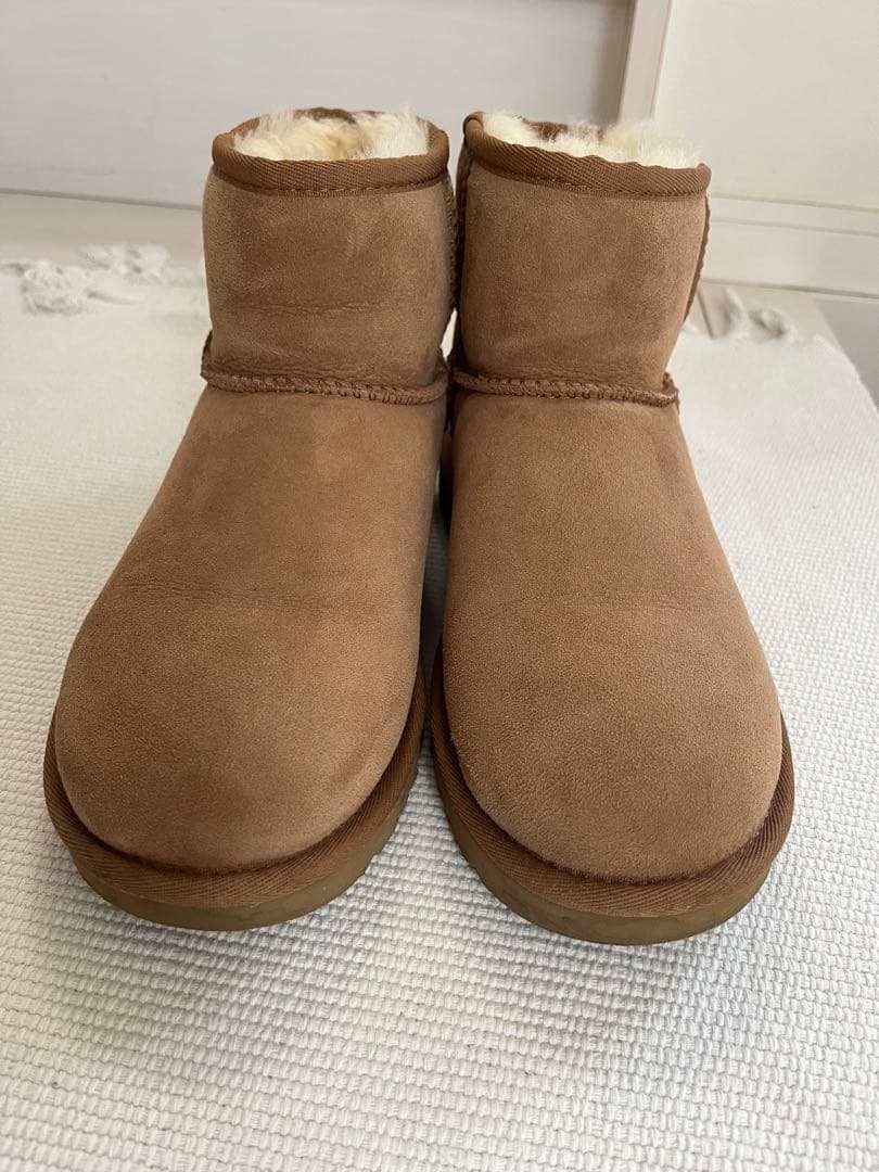 UGG ムートンブーツ　レディース