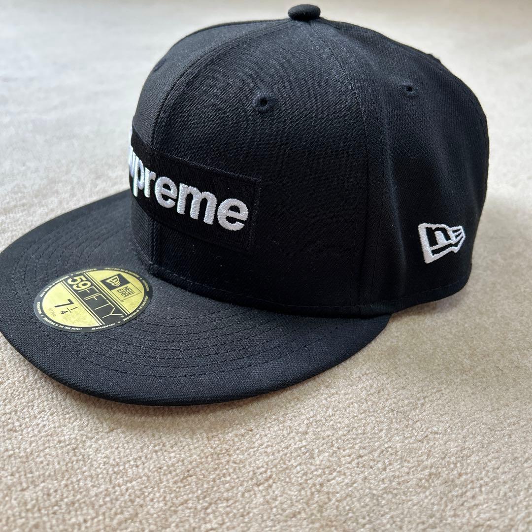 種村　Supreme 59FIFTY キャップ 7 1/4 ステッカー付き