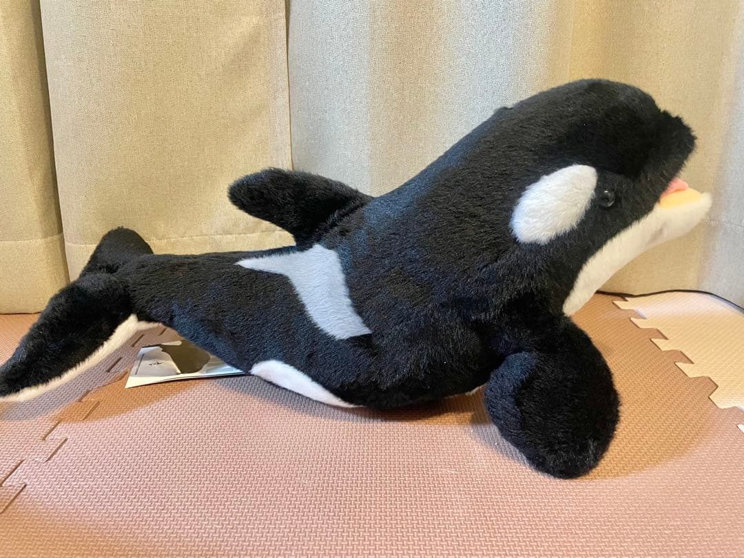 名古屋港水族館限定　シャチのリン　ぬいぐるみ