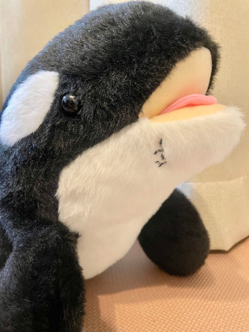 名古屋港水族館限定　シャチのリン　ぬいぐるみ