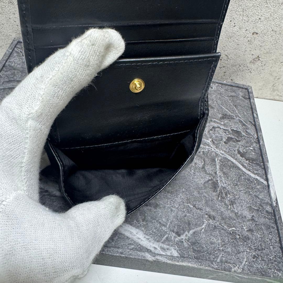 a*i様 MIU MIU ミュウミュウ 二つ折り財布 コンパクトウォレット