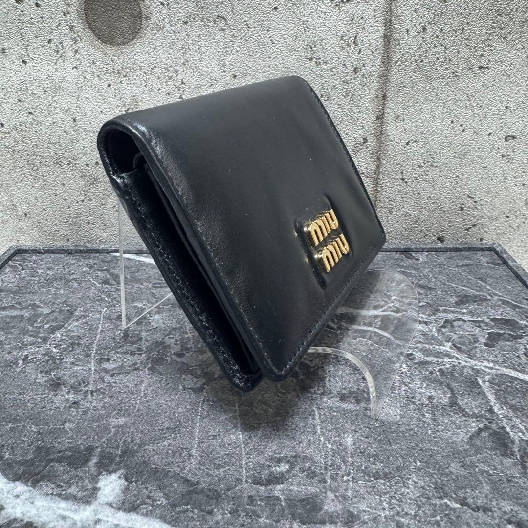 a*i様 MIU MIU ミュウミュウ 二つ折り財布 コンパクトウォレット