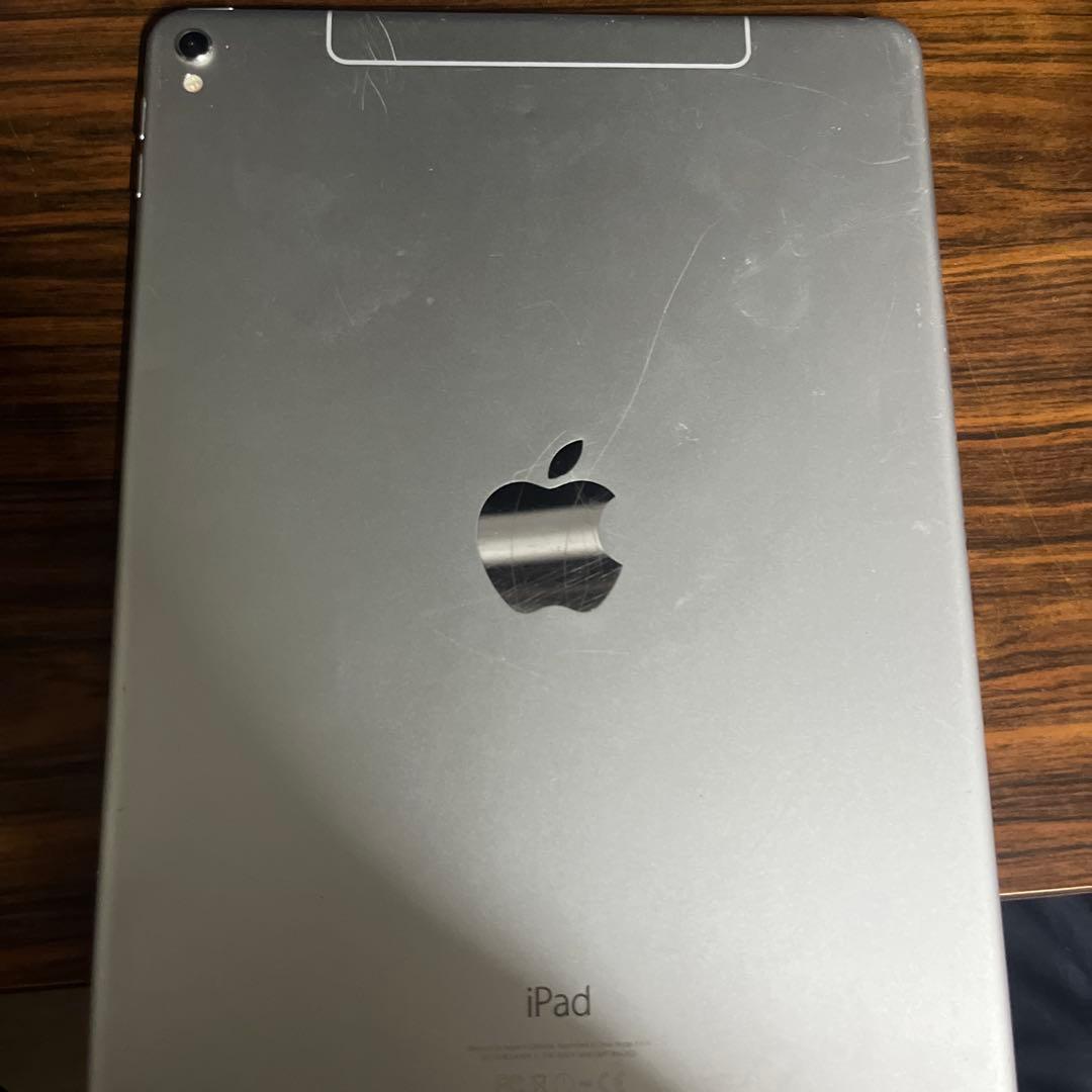 iPad Pro 128GB SIMフリー シルバー