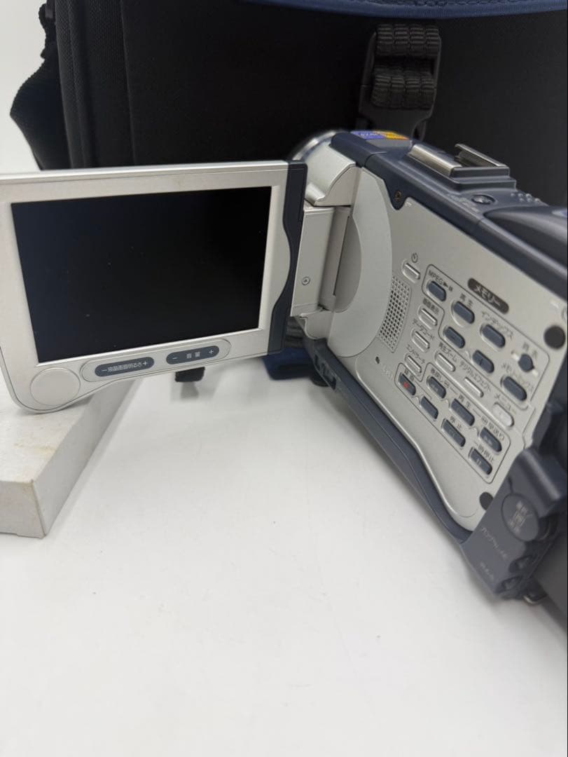 ソニーデジタルビデオカメラ　SONY DCR-TRV30