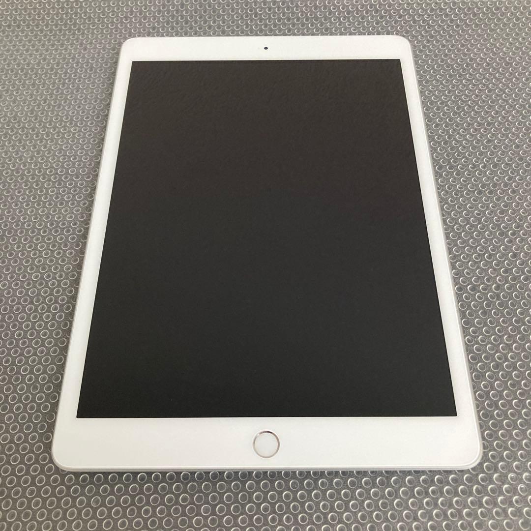 585【早い者勝ち】比較的美品☆iPad8 第8世代 32GB WIFIモデル☆